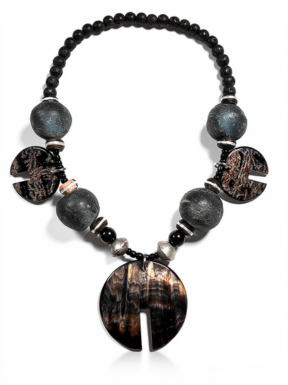 Collier Kingas